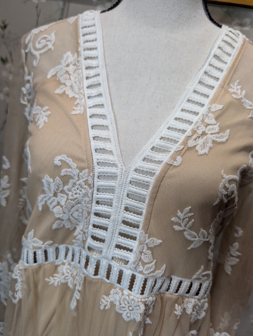 Forever 21 Crochet Lace Maxi Dress - Picture 12 of 14